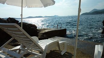 Sun & Sea Apartments