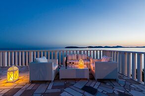 Sun & Sea Apartments