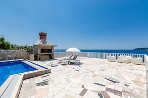 Sun & Sea Apartments