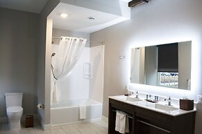 Hotel Millwright