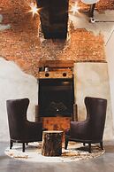 Hotel Millwright