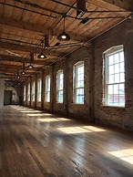 Hotel Millwright