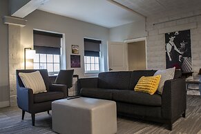 Hotel Millwright