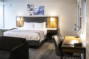 Hotel Millwright