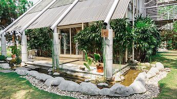 Vila Air Natural Resort