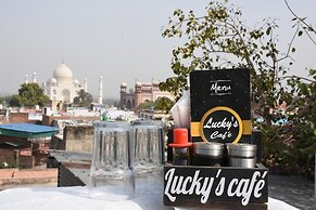 Lucky Restaurant And Guest House