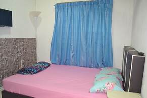 SPOT ON 89821 Batu Maung Sempoi Inn And Cafe