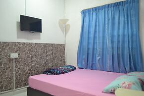 SPOT ON 89821 Batu Maung Sempoi Inn And Cafe