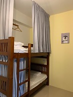 910 Hostel