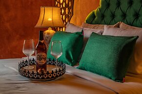 Decan Concept Boutique Estate