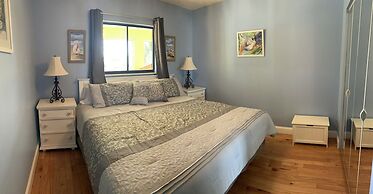 Off the Charts Inn & Out Island Resort