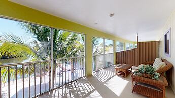 Off the Charts Inn & Out Island Resort