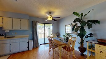 Off the Charts Inn & Out Island Resort