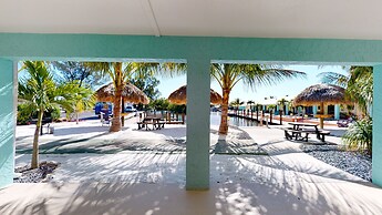 Off the Charts Inn & Out Island Resort