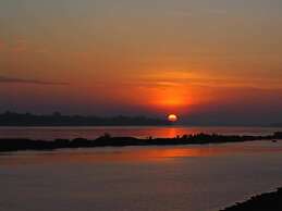 Nawiengkae Riverview Resort