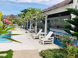 Sweet Water Resort