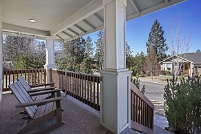 Flagline Trail 5 Bedroom Home by RedAwning