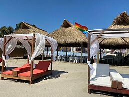 Club de Playa Dioses y Reinas