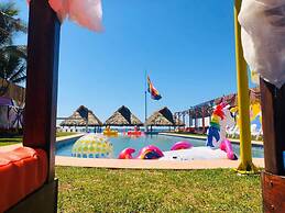 Club de Playa Dioses y Reinas