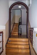 Castelo Terrace Apartments