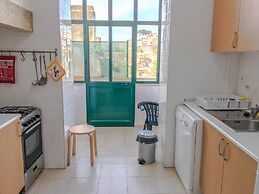 Castelo Terrace Apartments