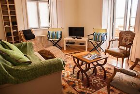 Castelo Terrace Apartments