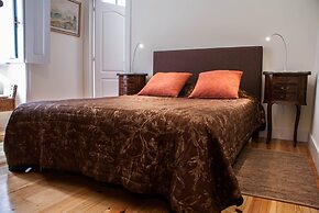 Castelo Terrace Apartments