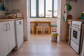 Castelo Terrace Apartments