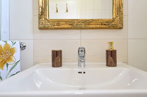 Mar deLuxe Apartments