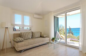 Mar deLuxe Apartments