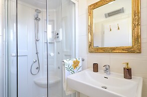 Mar deLuxe Apartments