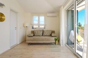 Mar deLuxe Apartments