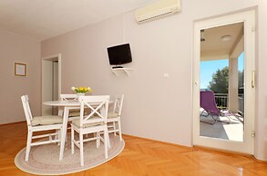 Mar deLuxe Apartments