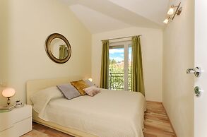 Mar deLuxe Apartments