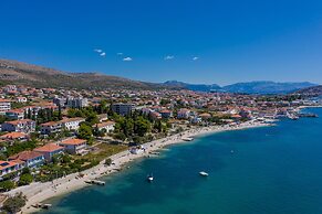 Mar deLuxe Apartments