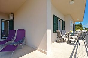 Mar deLuxe Apartments