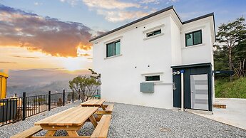 My Chu Kids Pool Villa Pension