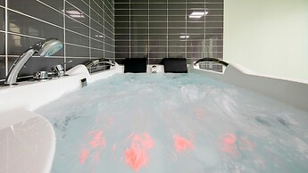 My Chu Kids Pool Villa Pension