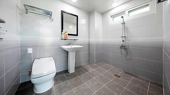 My Chu Kids Pool Villa Pension