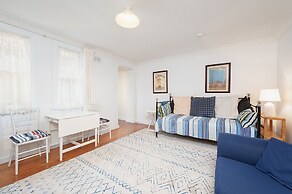 Charming Centrally Located 2 Bedroom Accommodation