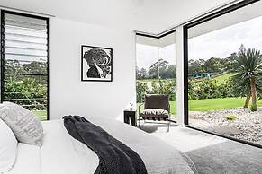 Your Luxury Escape - Scenic Vista