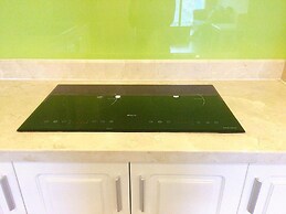 Grand Spring Suites - Pham Huy Thong