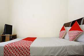 OYO 2860 The Castury Homestay Syariah