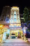 Venice Hotel