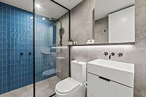 Fortitude Valley Apartments by CLLIX