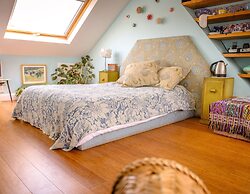 The Ceramic House