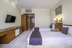 Super OYO Collection O 25 Hotel Baltika