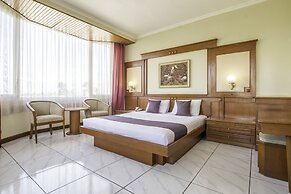 Super OYO Collection O 25 Hotel Baltika