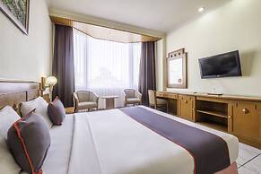 Super OYO Collection O 25 Hotel Baltika