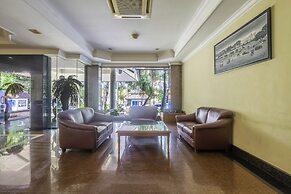 Super OYO Collection O 25 Hotel Baltika